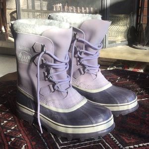 Sorel “Caribou” women’s boot